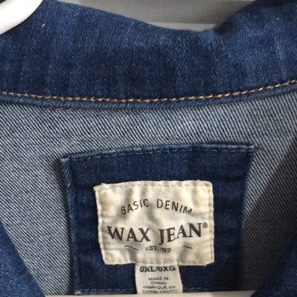 Cropped Jean Jacket size XL - Picture 2 of 2